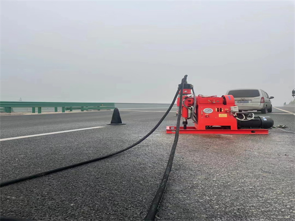 中沙马路路基路面开裂下沉注浆加固灌浆